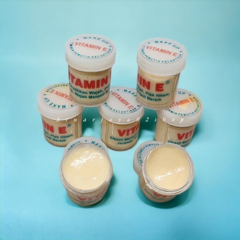 CREAM PEMUTIH VITAMIN E CREAM VIT E SIANG DAN MLAM whitening Cream ORIGINAL