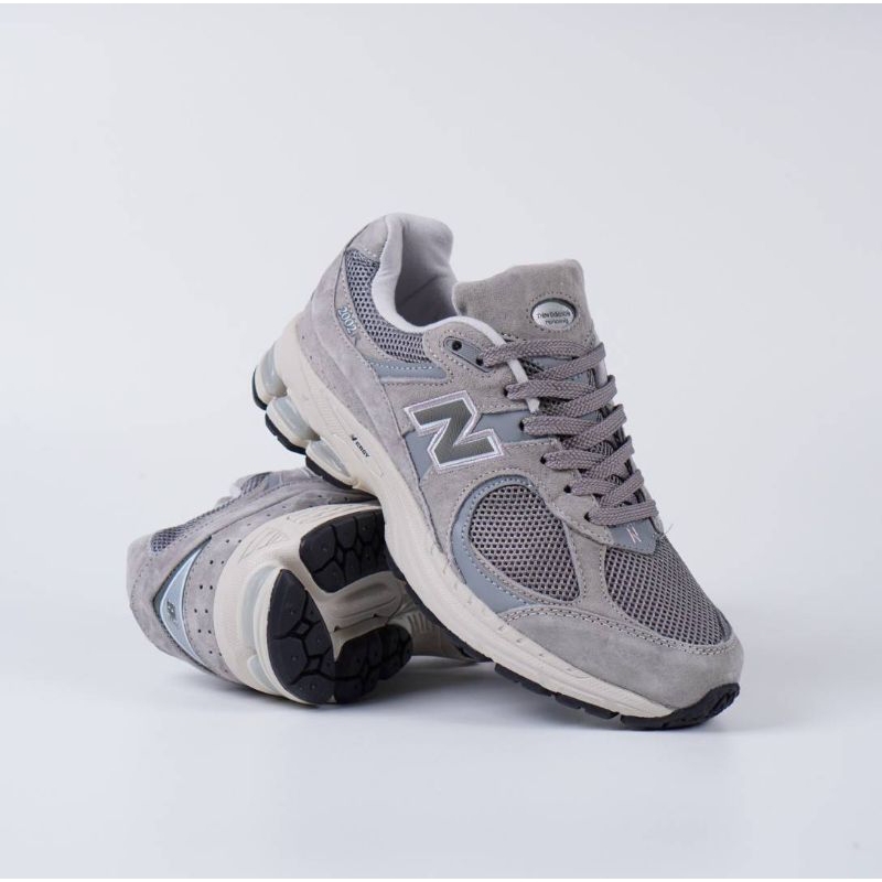 Sepatu New Balance 2002R  Grey