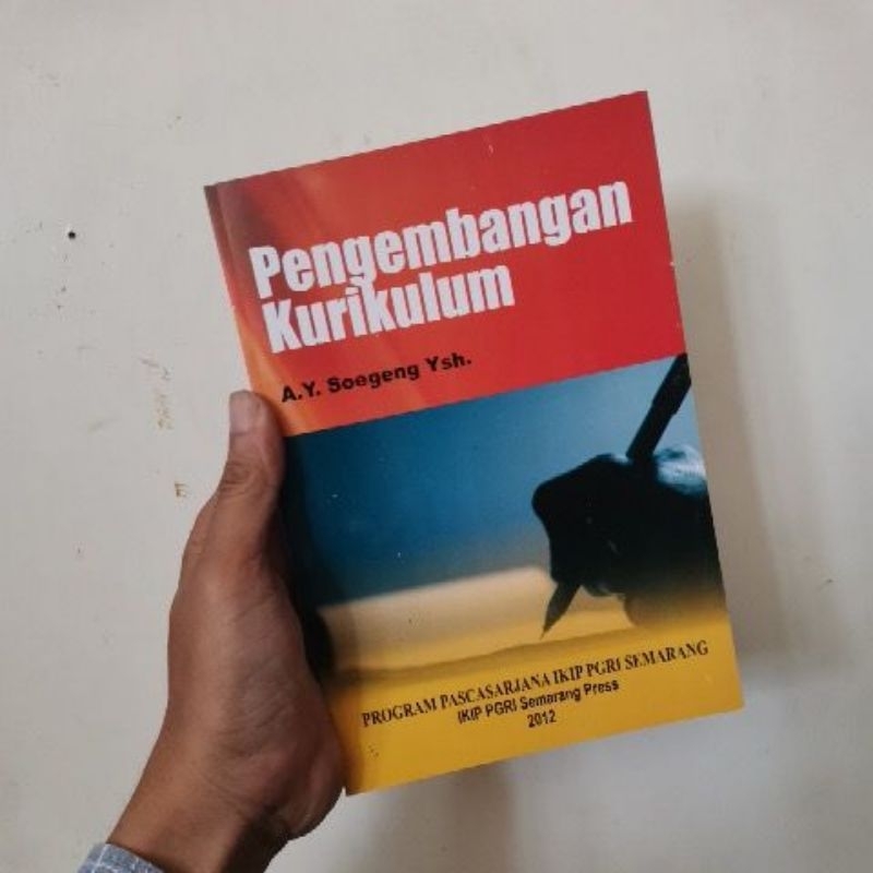 

Buku Pengembangan kurikulum Soegeng ORIGINAL