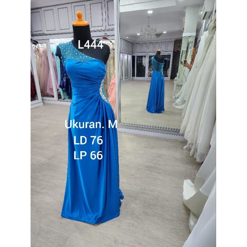 GAUN PENGANTIN / WEDDING GOWN PRELOVED /GAUN PESTA/BRIDE BRIDEMAIDS  GOWN / GAUN PENGAPIT /KEBAYA MODERN WISUDA PAGAR AYU / JAS PENGANTIN PREWEDDING JAS FORMAL