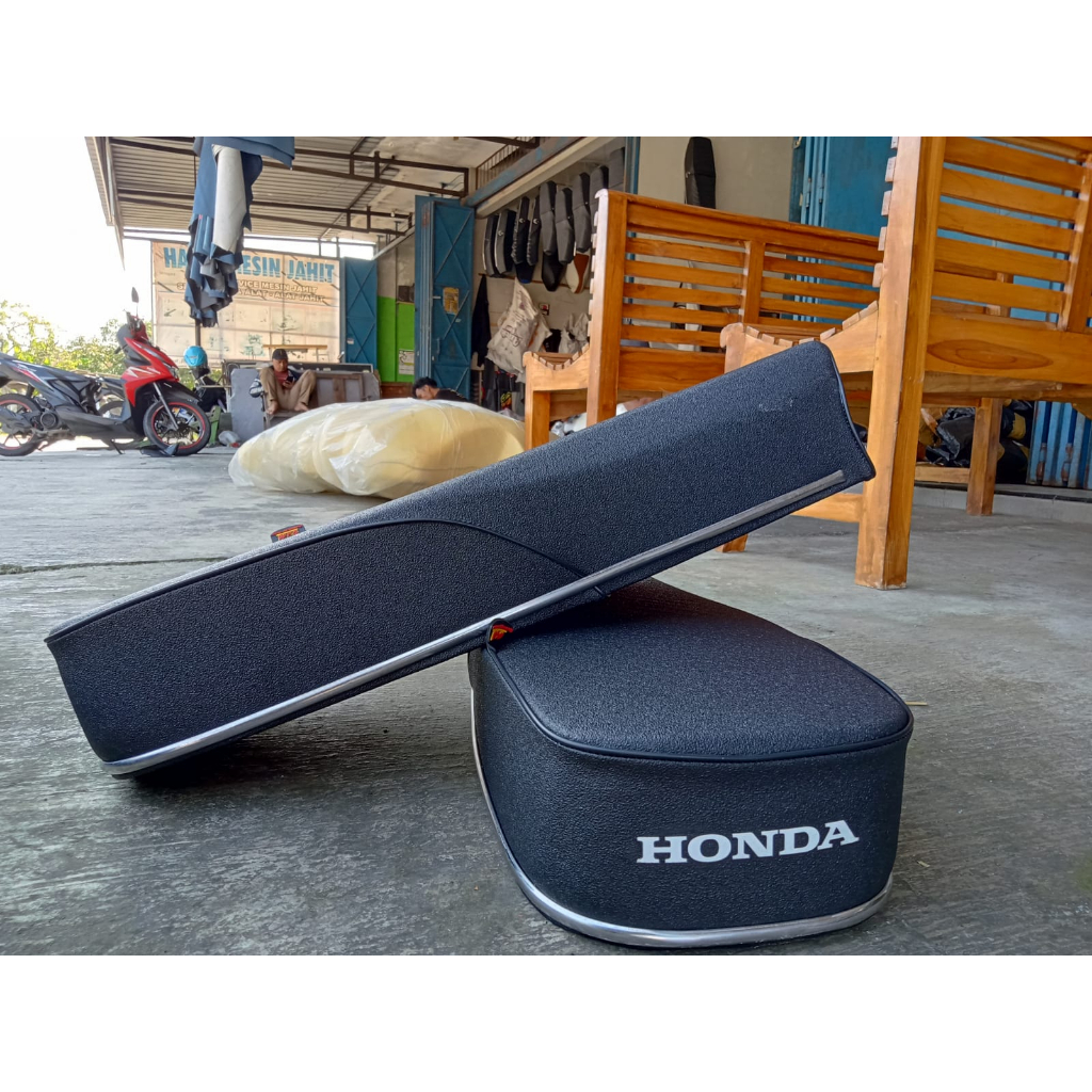 JOK CB AMPLAS KULIT JERUK ANTI GEMBOS-JOK CB ANTI GEMBOS/JOK CB AMPLAS-Jok CB Kulit amplas tanpa sab