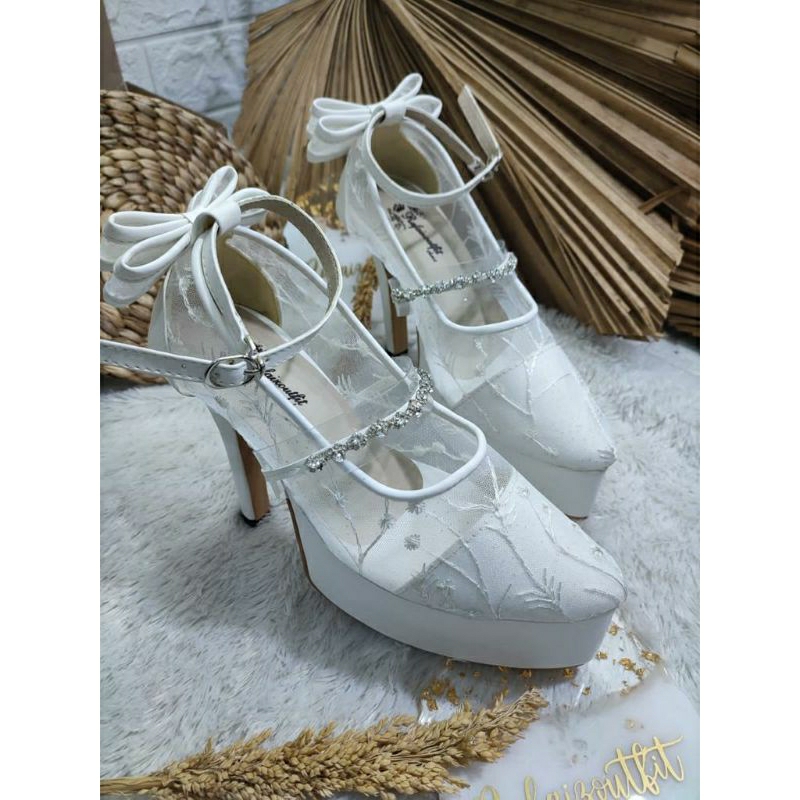 Sepatu wedding Pesta Cantik vilea putih hak 12cm Lancip