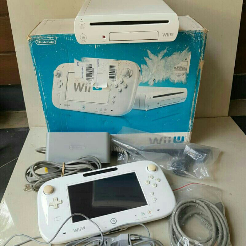 NINTENDO WII U 8 GB WHITE BASIC USA REGION MOCHA CFW