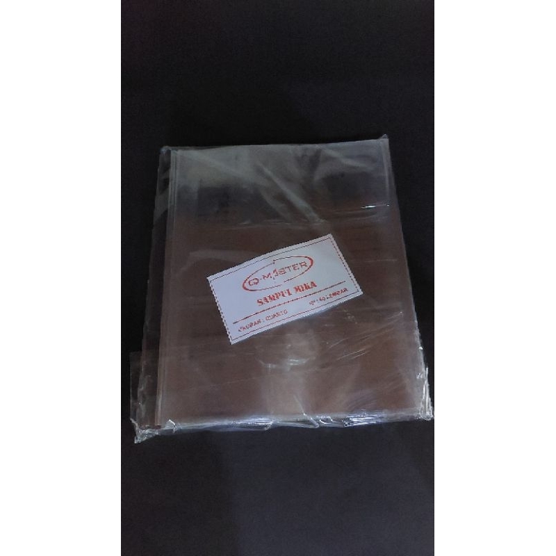 

sampul buku kwarto / plastik isi 12 lbr