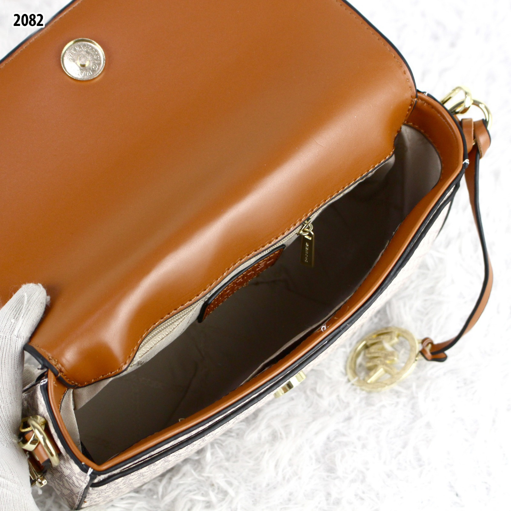 CROSSBODY 2082 (WITH MAGNET BOX)