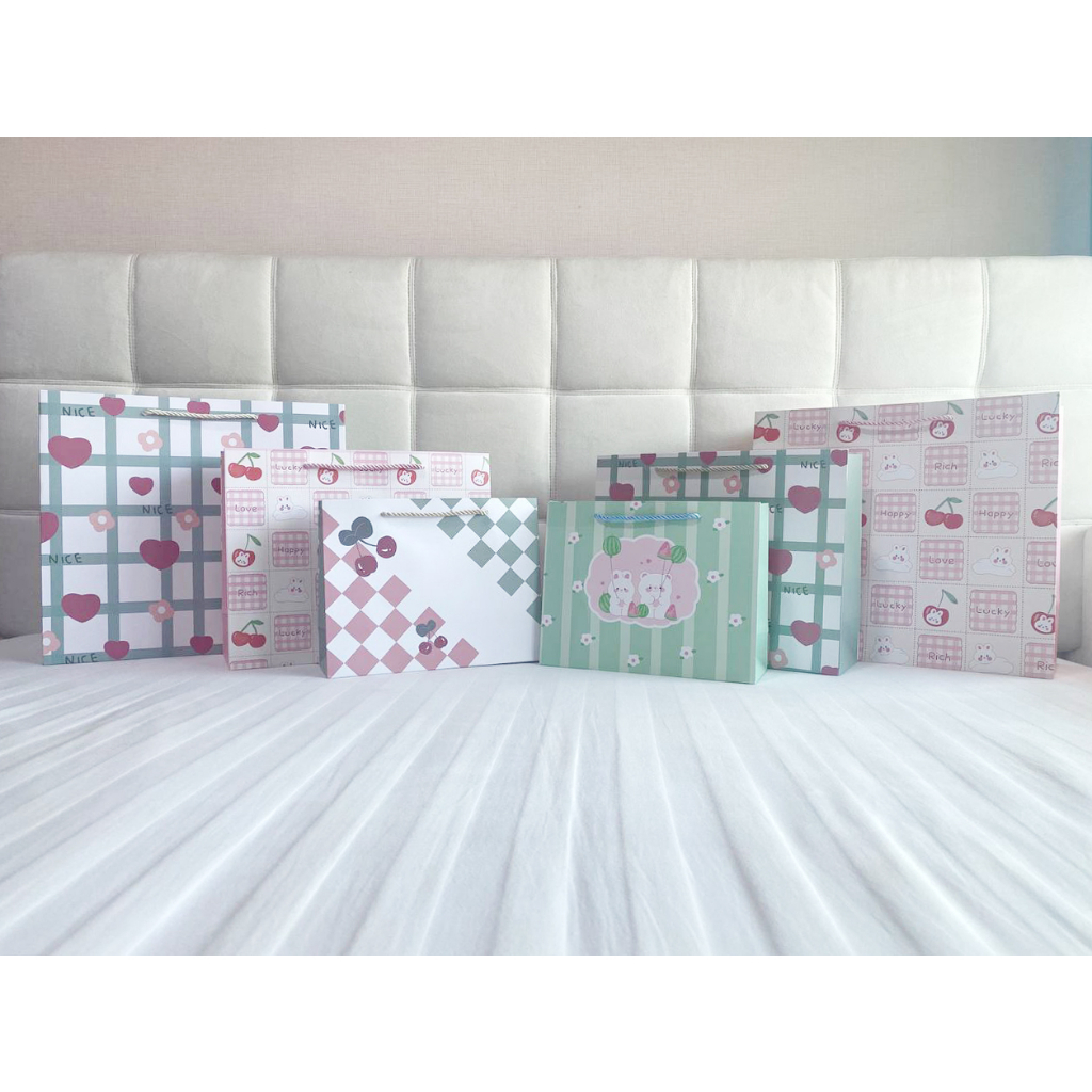 

Paper Bag motif Cherry Watermelon / Tas Belanja / Tas Kado / Tas Souvenir