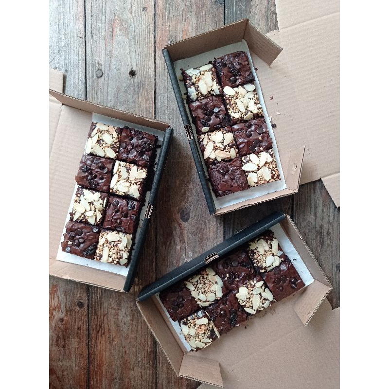 

Brownies Kacang Almond