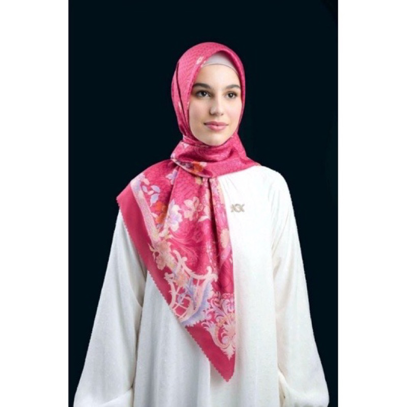 ROYAL SCARF WEARING KLAMBY | LARIANGI SCARF WEARING KLAMBY NEW