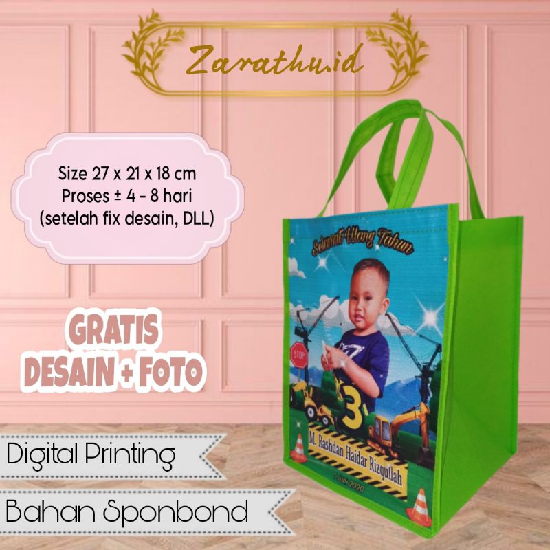 

(Zarathu.id) Tas Custom untuk acara ultah/aqiqah/khitan/wedding/dll (bisa muat box bento)