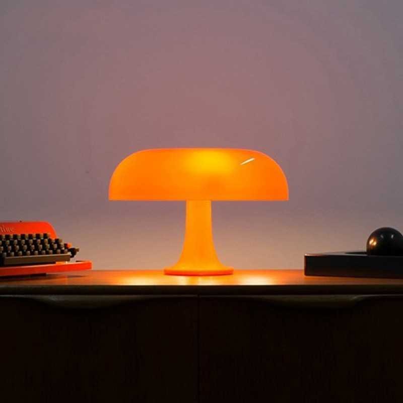 Lampu Meja Hias LED Mid Century Mushroom 4 LED 5W 3 in 1 Color Lampu Desain Unik Minimalis Temperatur Warna