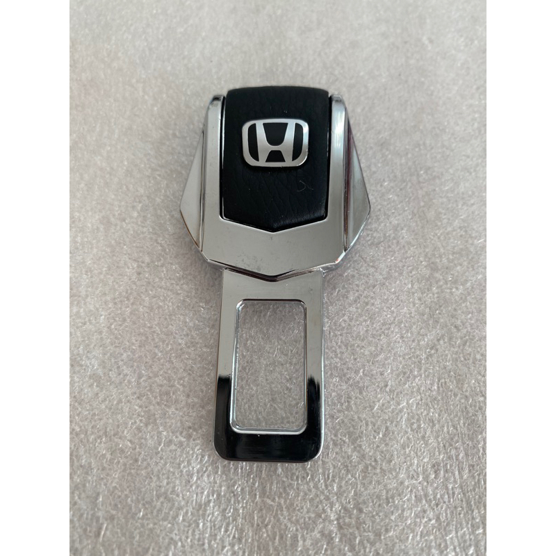 Colokan Safety Belt Penghilang Bunyi Safety Belt Mobil Logo HONDA