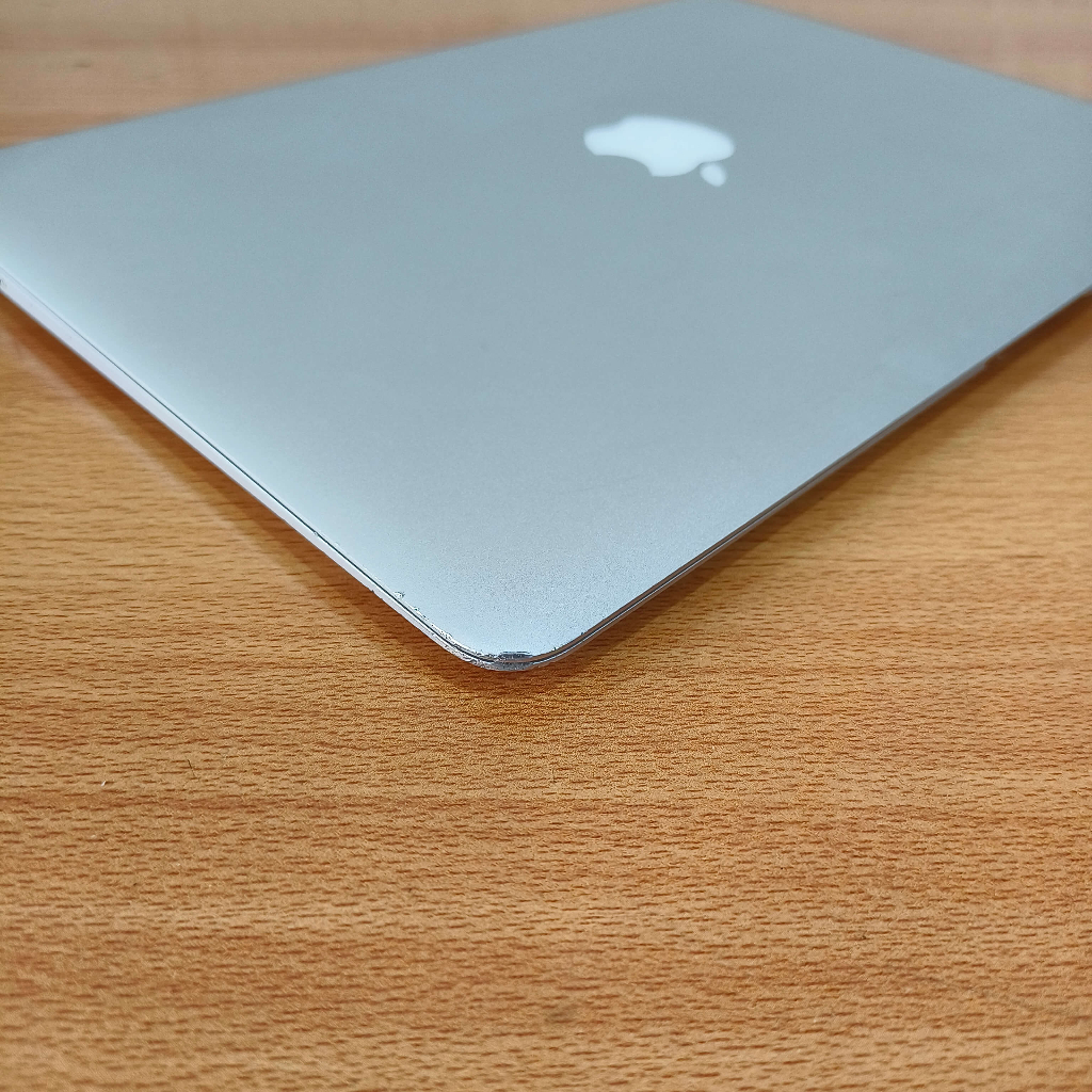 MacBook Air Early 2014 Core i5 RAM 8GB SSD 128GB 13.3 Inch Murah