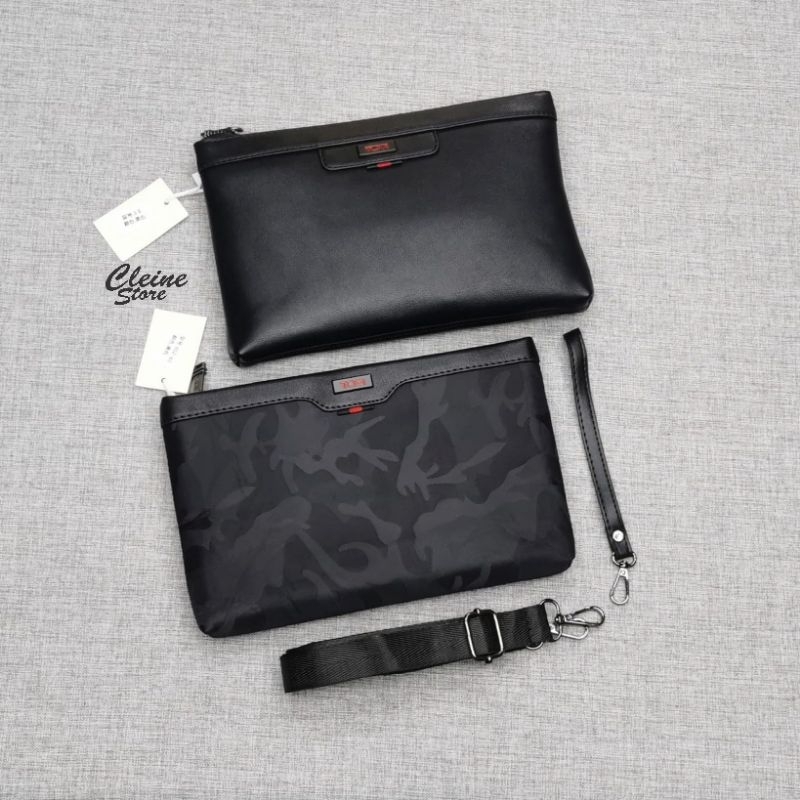 Handbag Clutch Pria Tumi Leather Black Camo