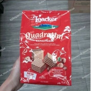 

Loacker Quadratini biskuit wafer coklat rasa NAPOLITANER kacang IMPORT 250gr