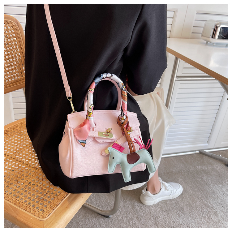 MV_Marvelouz MV602180 Tas HANDBAG Wanita Modis Ada Talpan + Gantungan Kekinian terbaru 1kg bisa 2 tas supplier tas import LT2180
