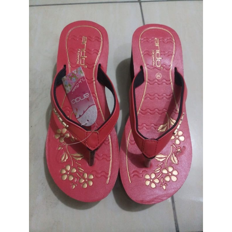 ANDO Wanita wedges