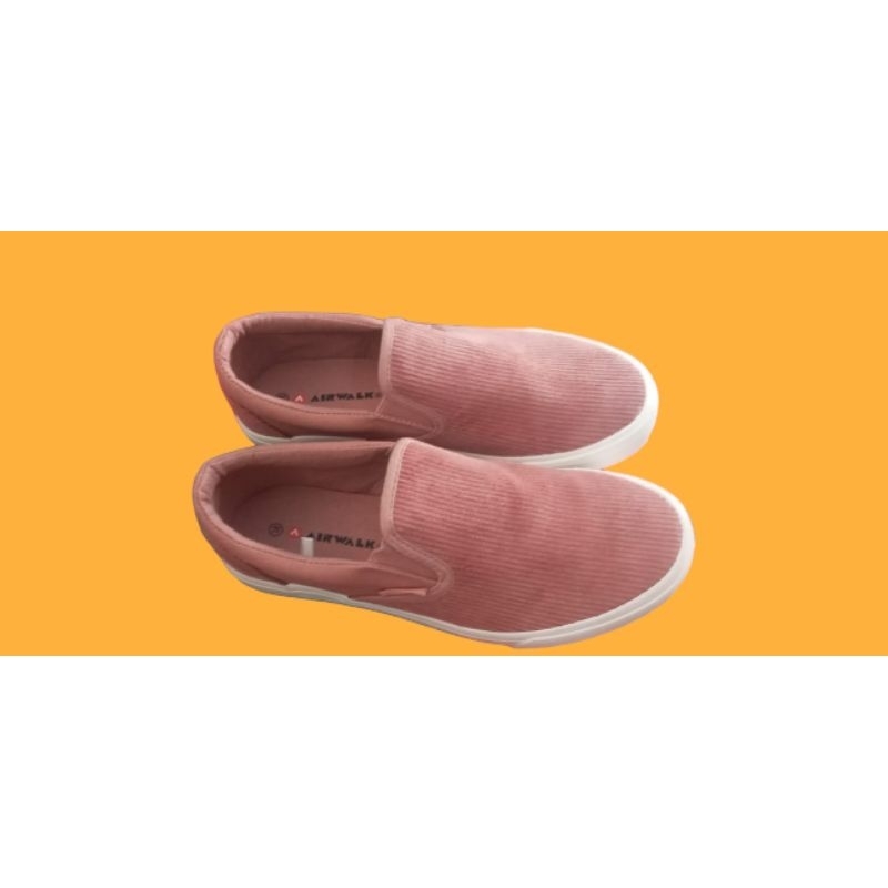 Slip on Airwalk Women Original BNIB size 38