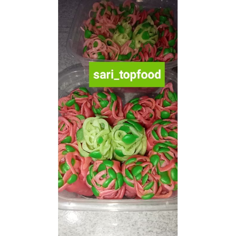 

Roti Jala / Kuah Kinca/Jala Mawar/Jala bentuk mawar/jala mawar enak/jala motif mawar/Roti jala pakai kuah kinca/Kuah kinca/Roti Melayu/ Roti Khas/ Roti Enak/ Roti Gurih/ Kue Jala/ Jala Enak/ Jala lezat/ Jala gurih/Roti Khas Melayu/Roti Enak/Roti Mantap