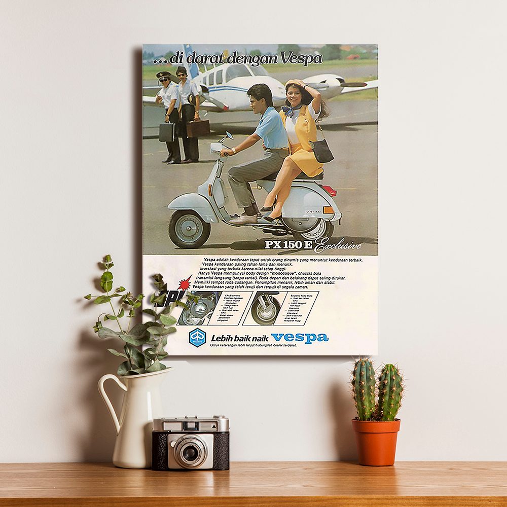 Poster Iklan Jadul Jaman Dulu Lucu Motor Vespa PX 150 E 15 - Dekorasi Hiasan Dinding Kayu