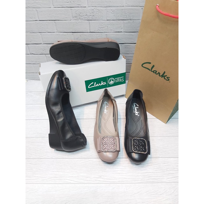 Clarks wedges 7736 100 % kulit sapi asli
