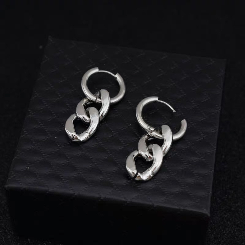 Anting Tindik Titanium Kombinasi Rantai Model Keren Pria dan Wanita