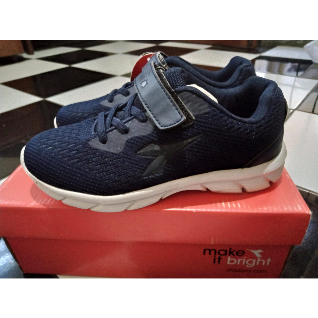 sepatu diadora idor navy boys sale