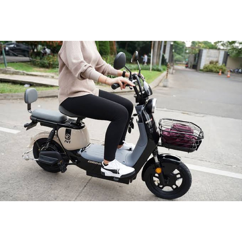 SEPEDA LISTRIK GENIO EASTON N1 BY UNITED (SECOND)