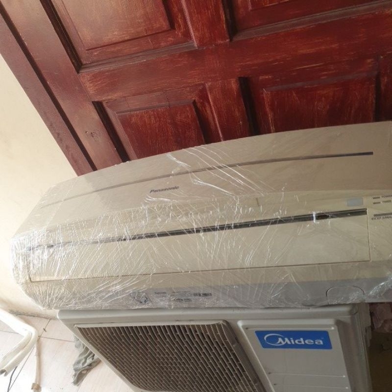 Second Ac 1/2PK Indoor Panasonic outdoor Midea ( Dingin Mantap)