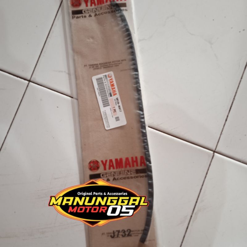 Damper Karet Box Laci Kanan New Nmax Original Yamaha 90520-06817