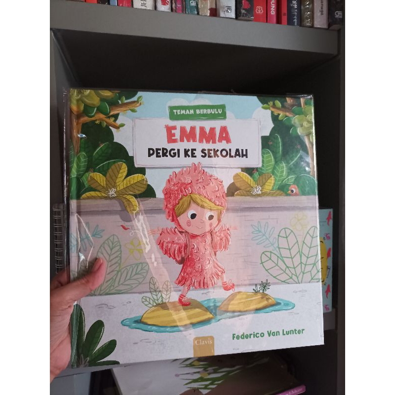 [CLAVIS] EMMA PERGI KE SEKOLAH PRELOVED