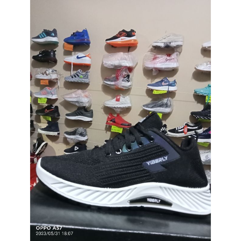 sepatu import YIBERLY