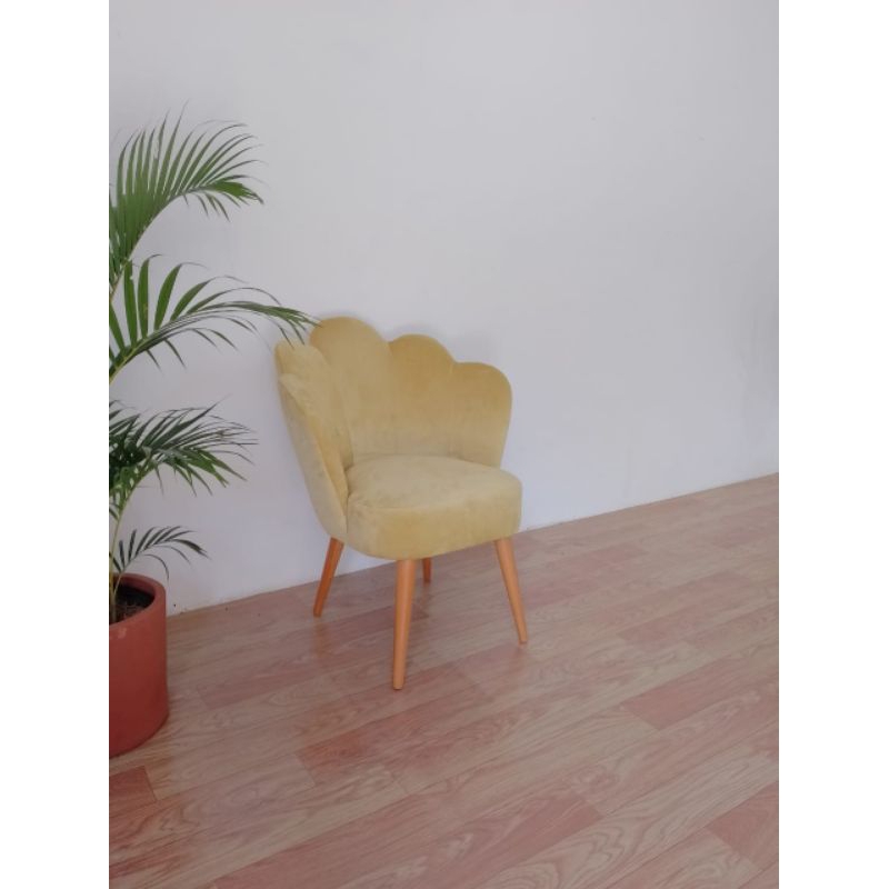 KURSI KERANG MINIMALIS