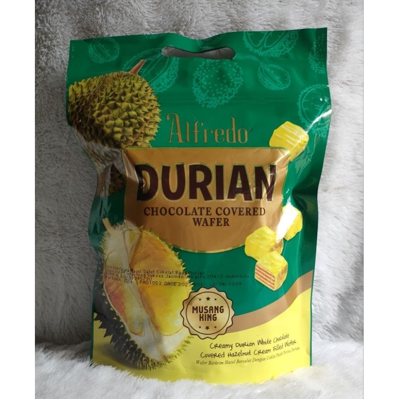 

Alfredo Creamy Durian White Chocolate Covered Wafer/Wafer Berkrim Hazel disalut dengan Coklat Putih Rasa Durian