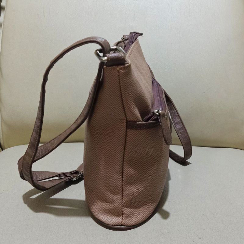 RhizLiza Sling Bag