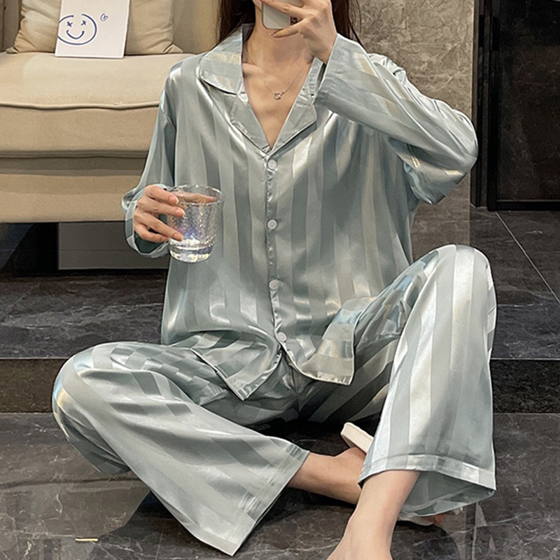 010 Luxury Sleepwear Kelas Atas Piyama Satin Lengan Panjang Celana Panjang Kerah Motif Garis Kancing Hidup Bahan Satin High Quality Piyama Import/ Baju Tidur Import / Baju Tidur Murah / Piyama Set / piyama wanita /Piyama Satin/Baju Tidur Set