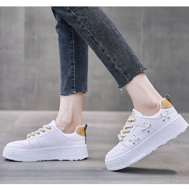 [ Import Design ] Sepatu Sneakers Wanita Import Premium Quality ID207