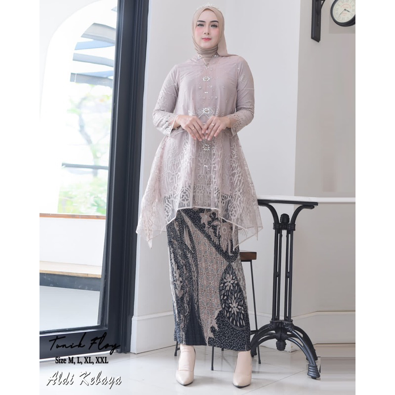 Permata Olshop / Kebaya Kartini Tunik Payet Modern / Kebaya Pesta / Kebaya Wisuda / Kebaya Modern / Kebaya Busui