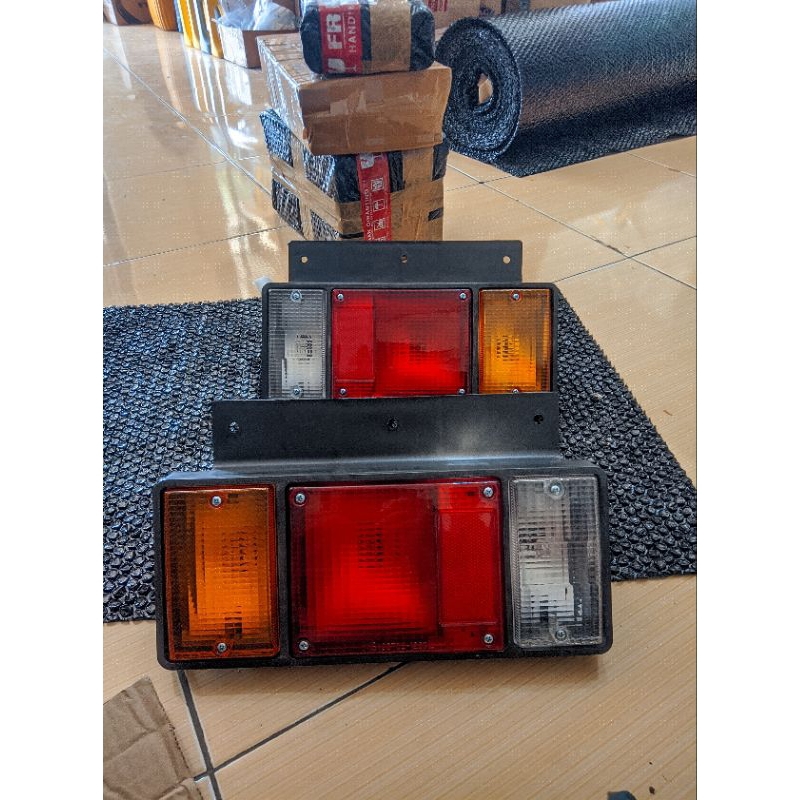 StopLamp Isuzu Elf/TRaga