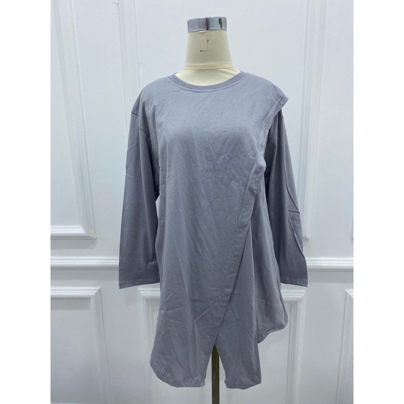 NADA TOP KAOS COMBED 30S OVERSIZED ASYMMETRICAL COMFY DAILY ATASAN