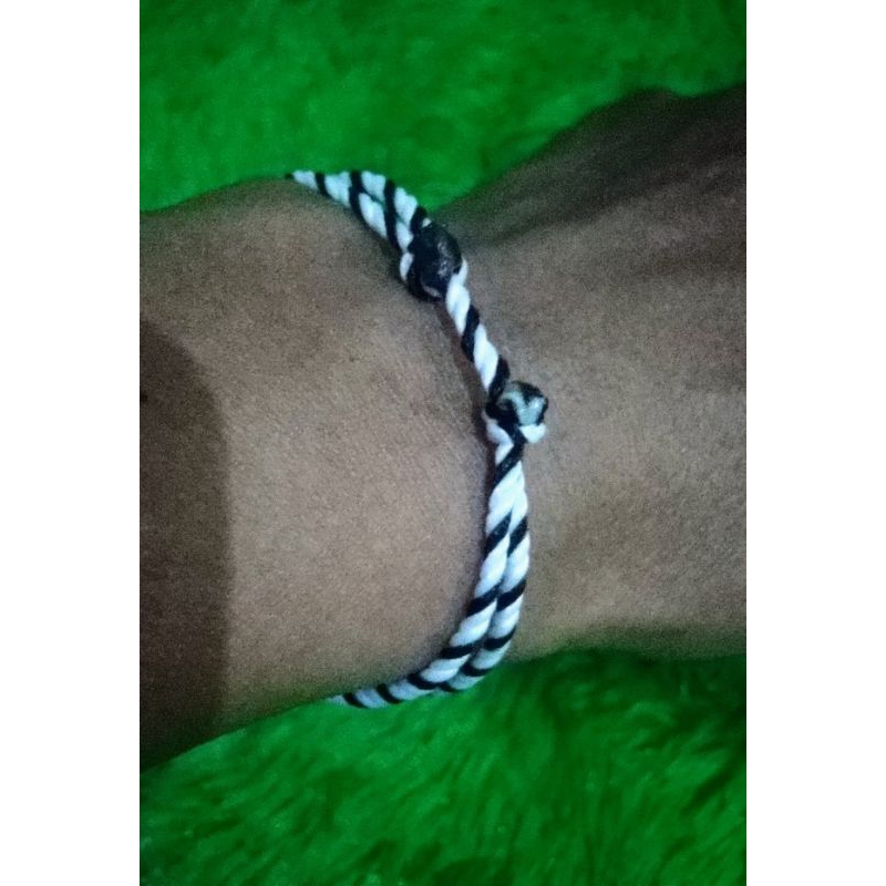 GELANG TALI HITAM PUTIH