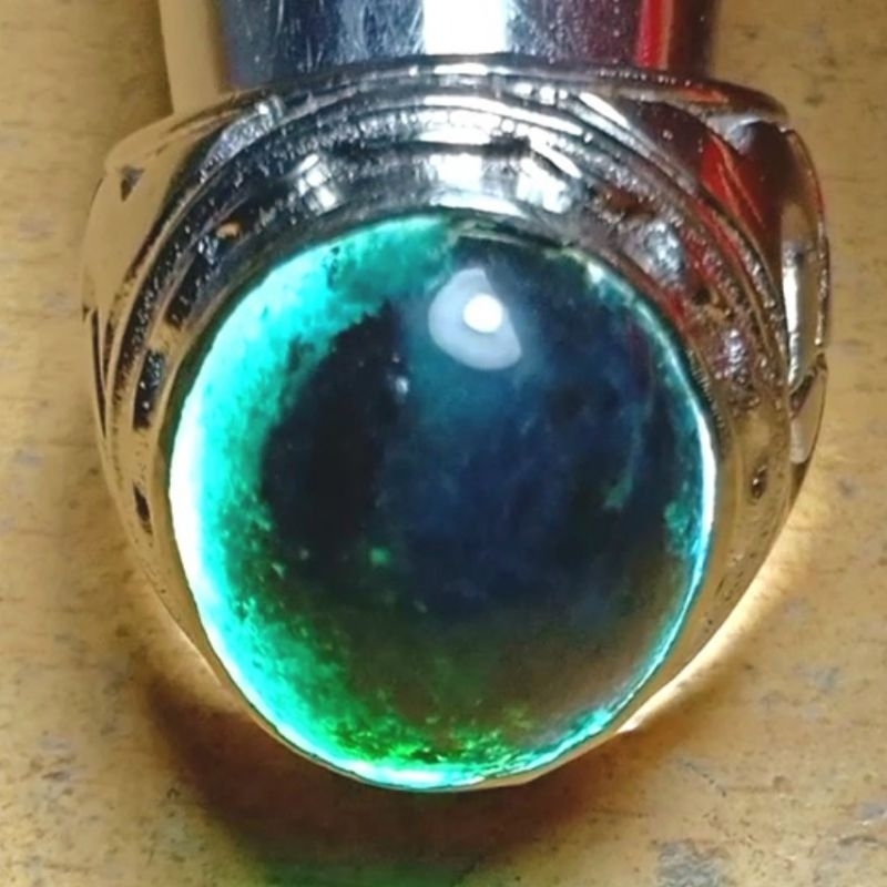 Bacan Doko Majiko Hitam/Coklat Yang Asli Bisa TouchScreen.. Senter Tembus.. 18x15x7 mm.. Ring 9..