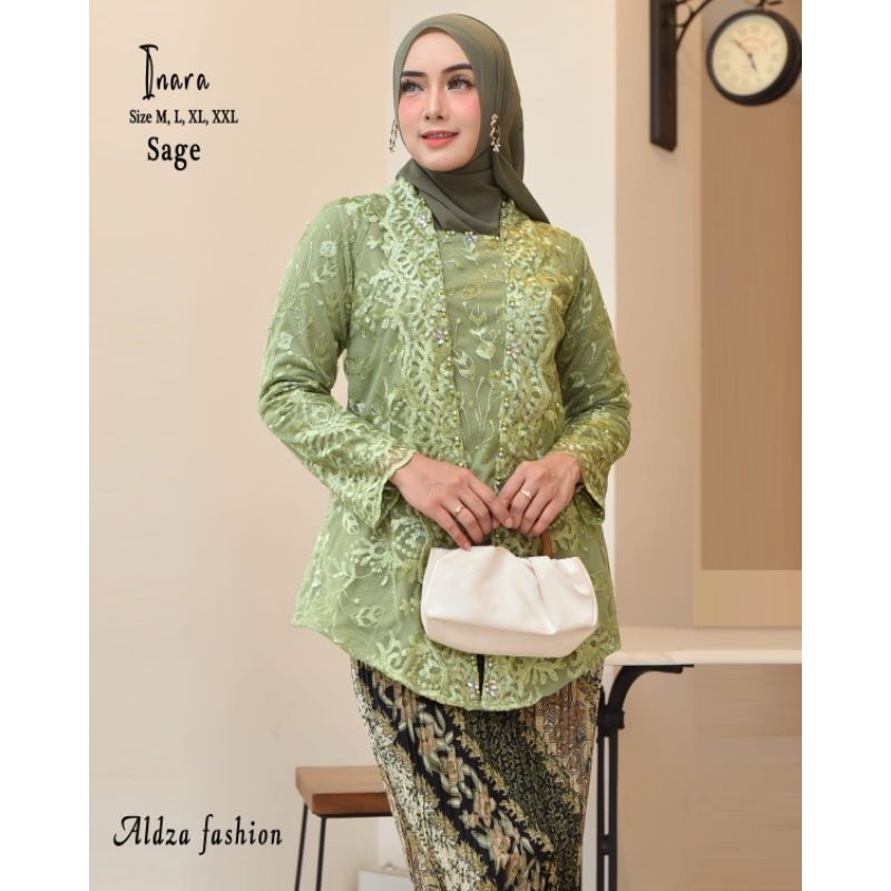 Kebaya Kutu Baru / Kebaya Tunik / Tunik Brokat / Kebaya Modern / Kebaya tile / Kebaya Favorite / Batik Couple