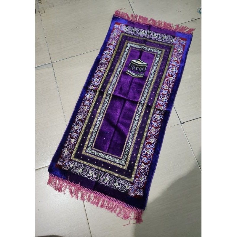 Sajadah Turki Tebal Beludru Halus JAMTEX Tanggung |53X105 CM | Sajadah Tebal| Souvenir Haji|oleholeh Umroh