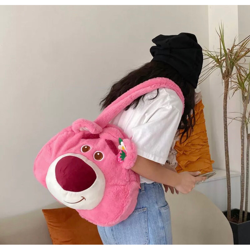 Lotso Shoulder Bag