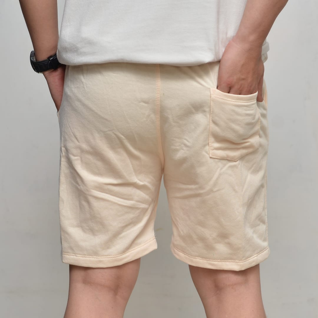 Wengkie.id / Boardshort / celana pendek pria / celana pendek wanita / celana casual / celana pendek murah / Warna Cream Muda