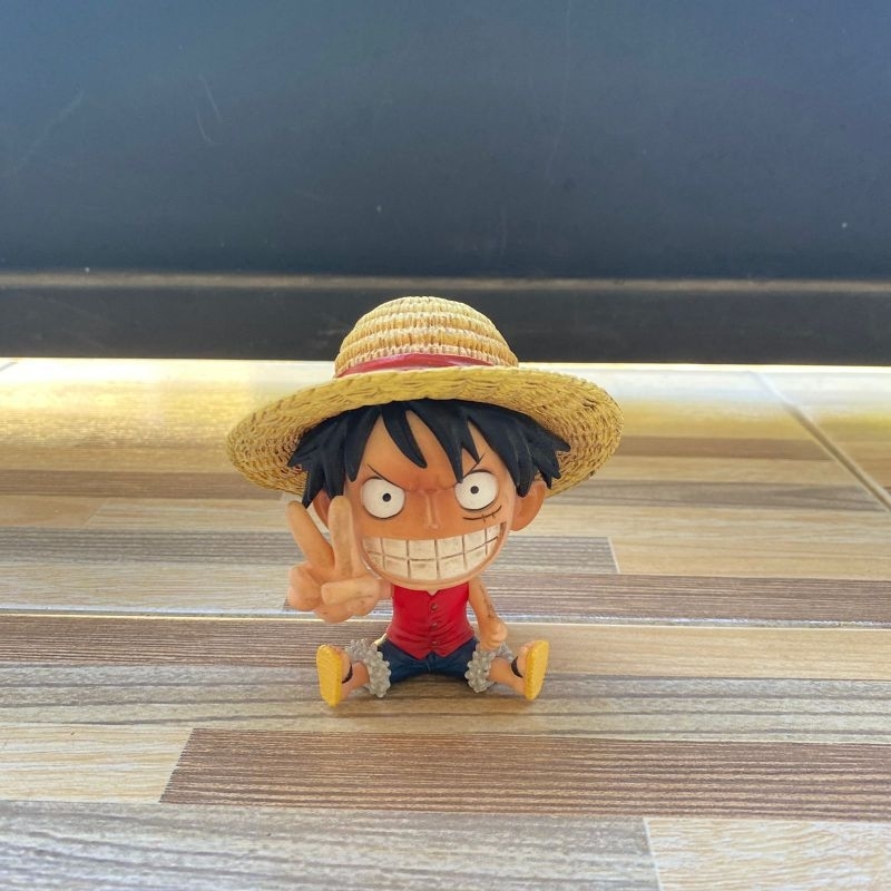 Action Figure Luffy Peace