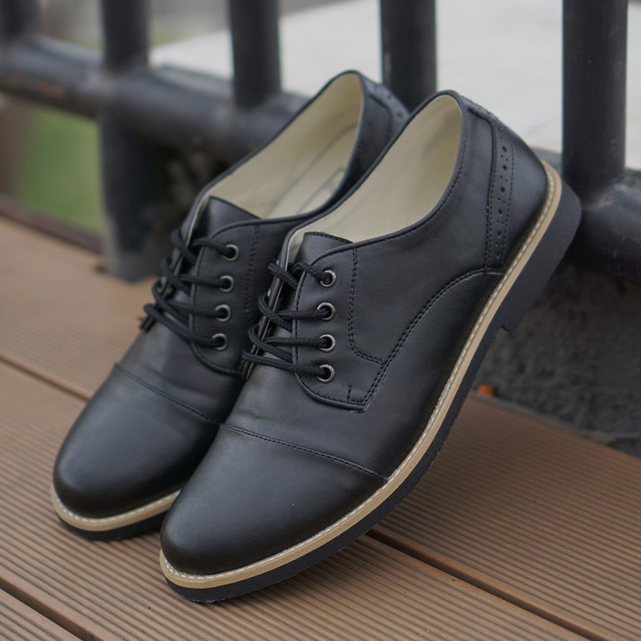 Sepatu Pantofel Hitam Pria Kerja Kantor Formal Semi Casual Shoes Cowok Laki Laki Pesta Kondangan Sekolah Ori Monday Hawkin Black