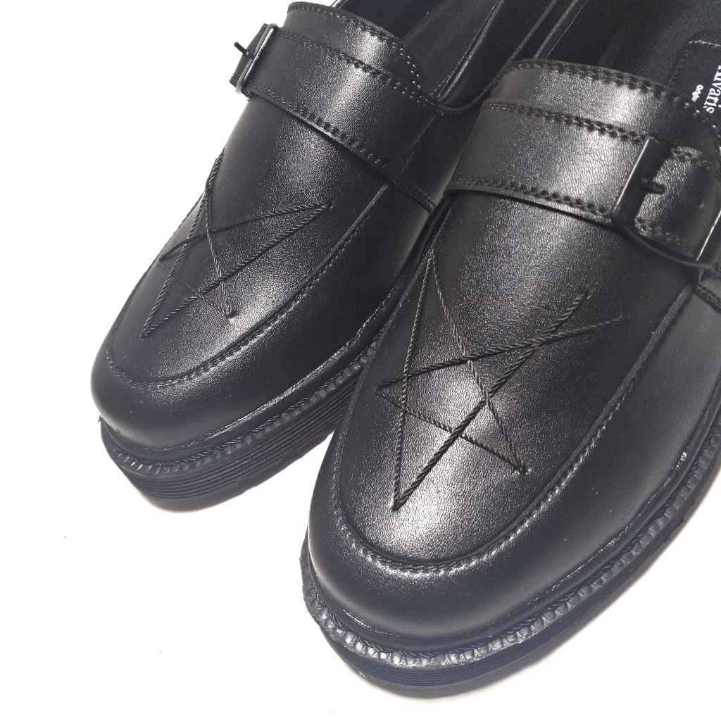 Alvarisstuff R4 Starlight Full Black - Sepatu penny loafers pria