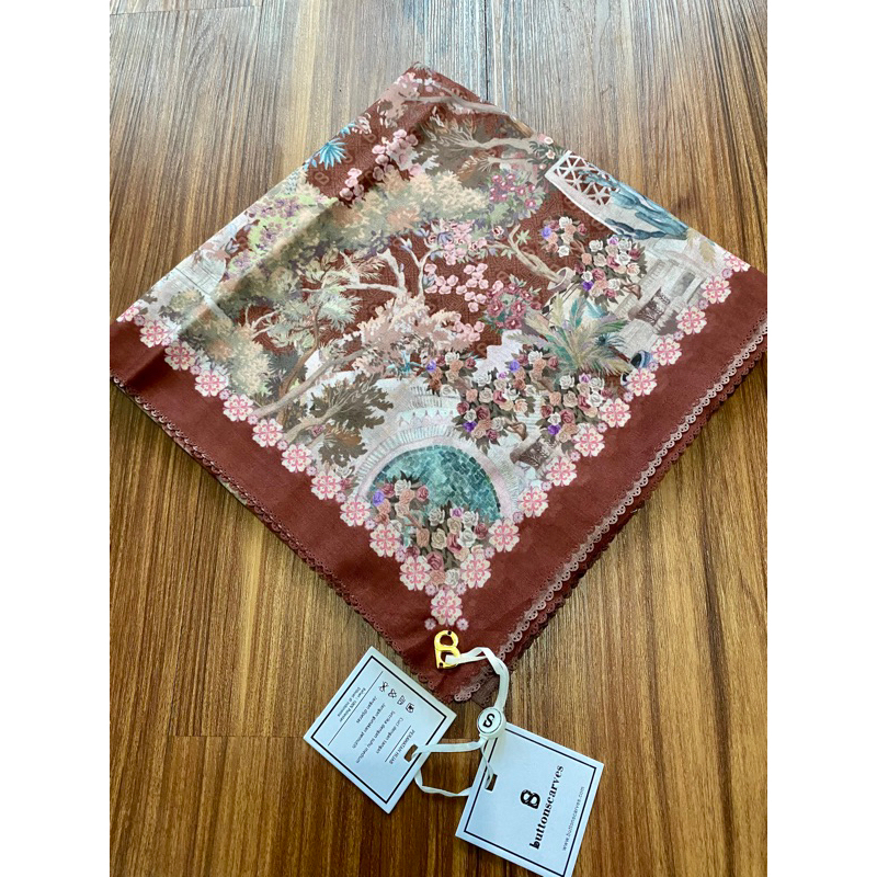 Buttonscraves Al Qasr saffron New no preloved