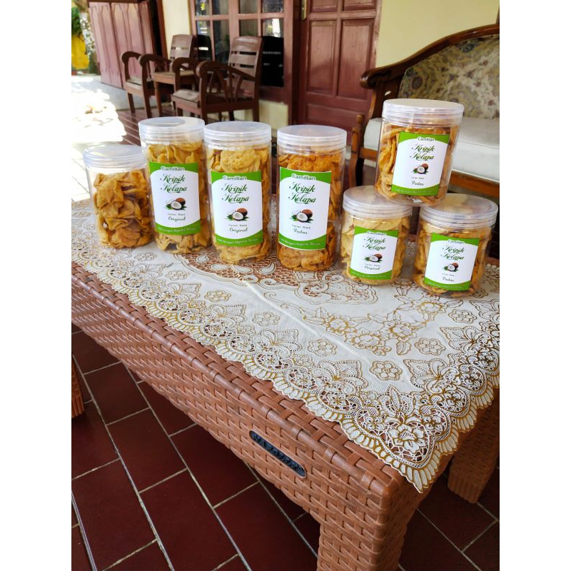 

keripik kelapa cemilan khas kebumen
